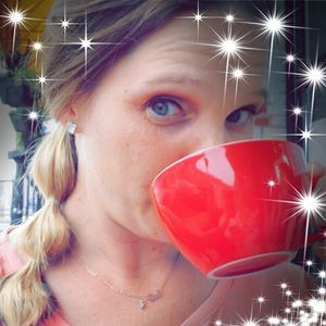 Meet your Posher, Holly